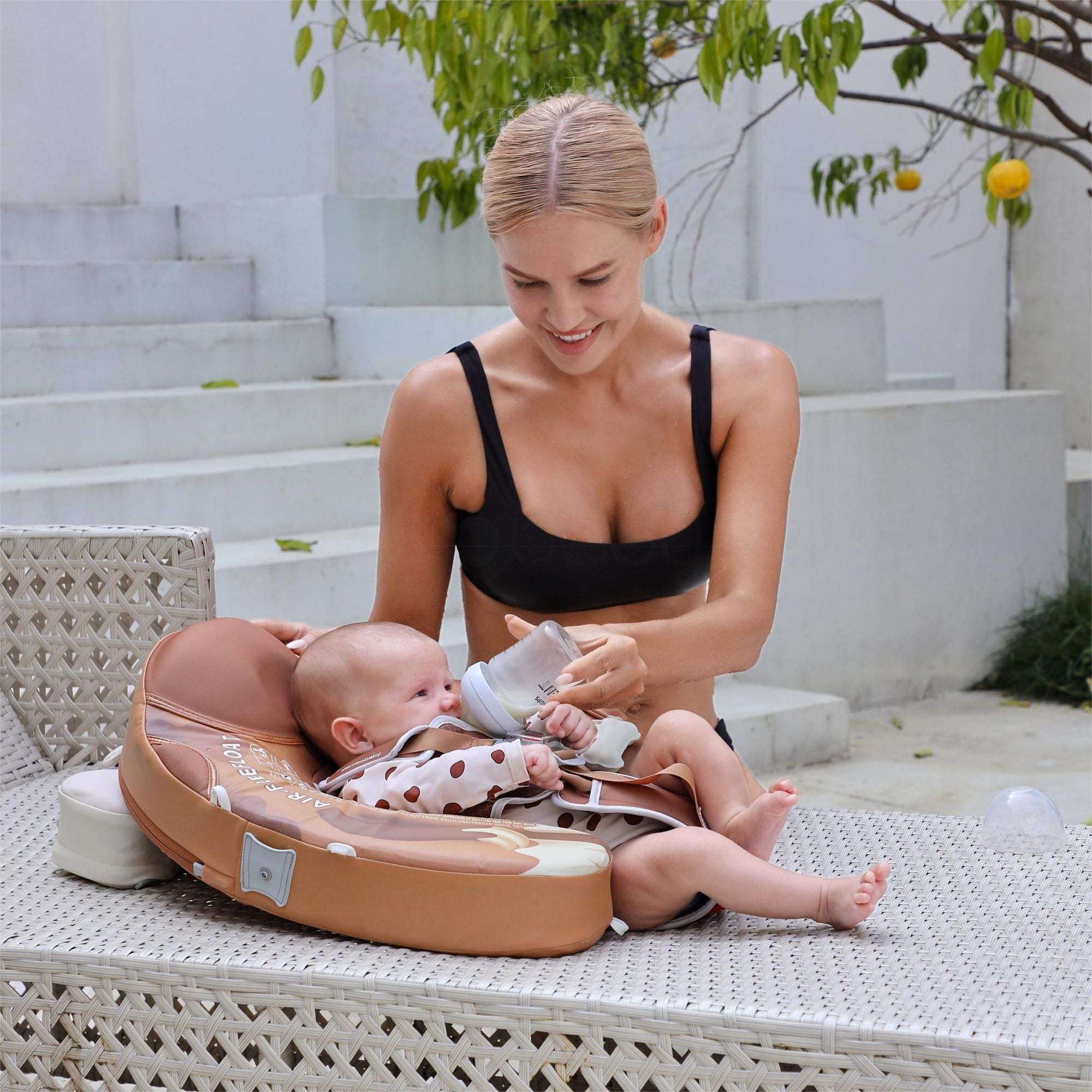 Mambobaby Float with Canopy and Tail Puppy