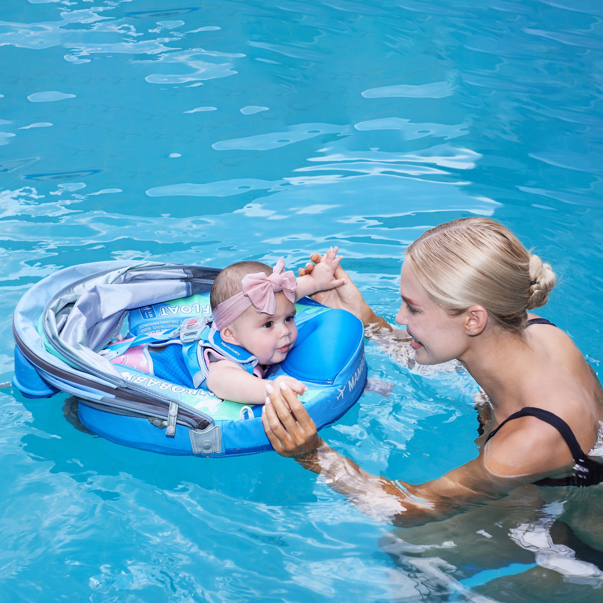 Mambobaby Float with Canopy and Tail Earth